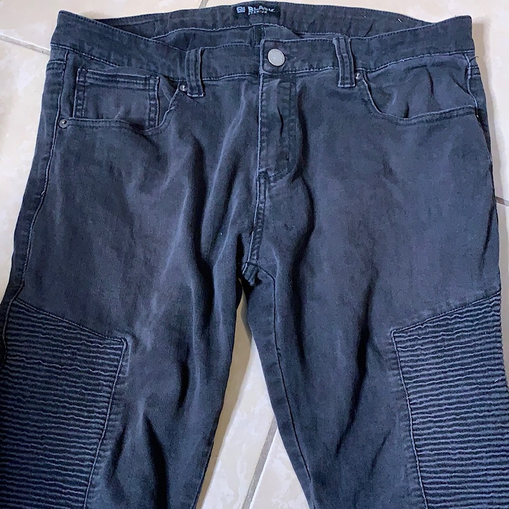 CJ BLACK PREMIUM JEANS..MEN